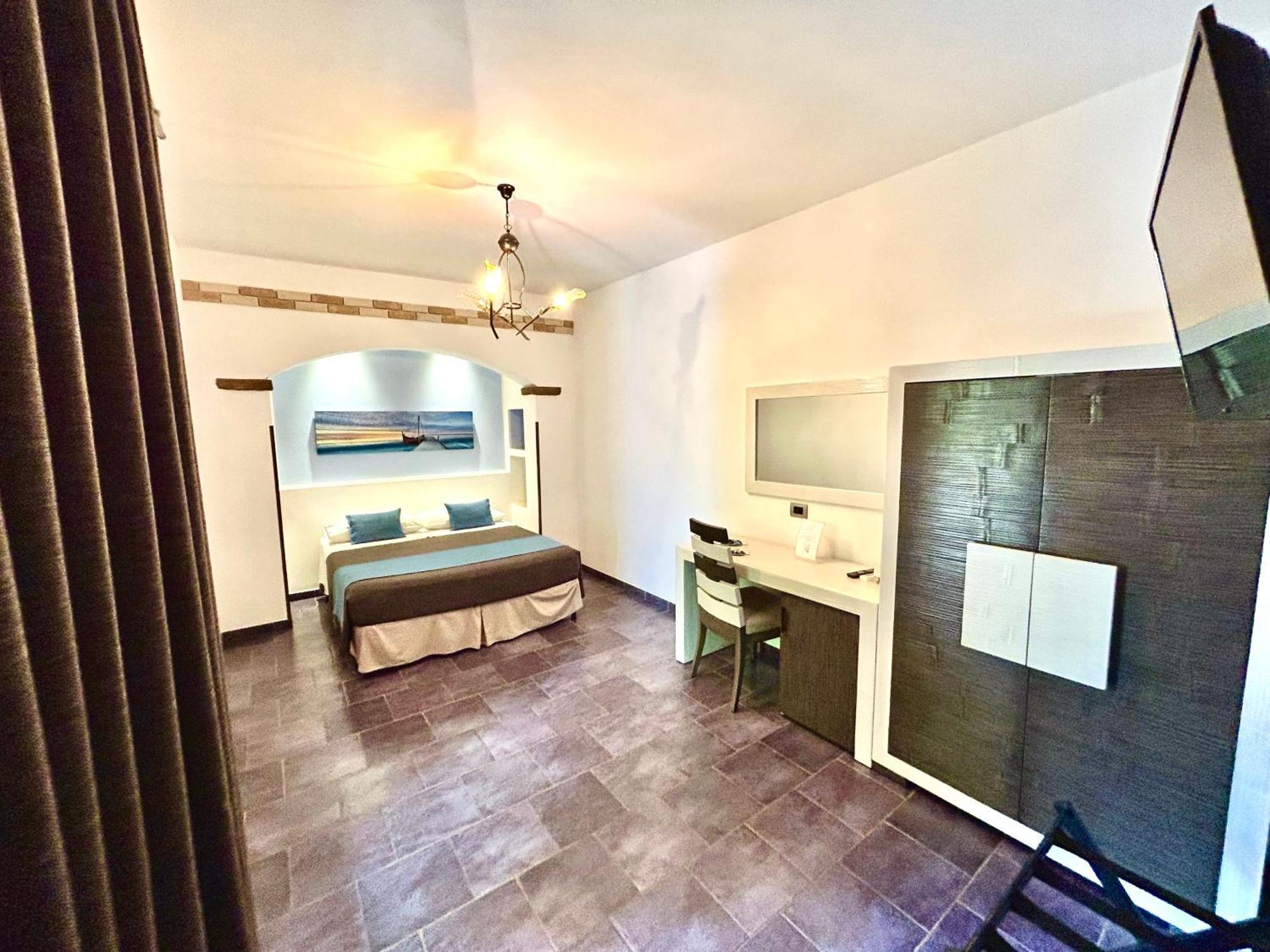 B&B L'Angolino Della Nonna カステッルッツォ エクステリア 写真