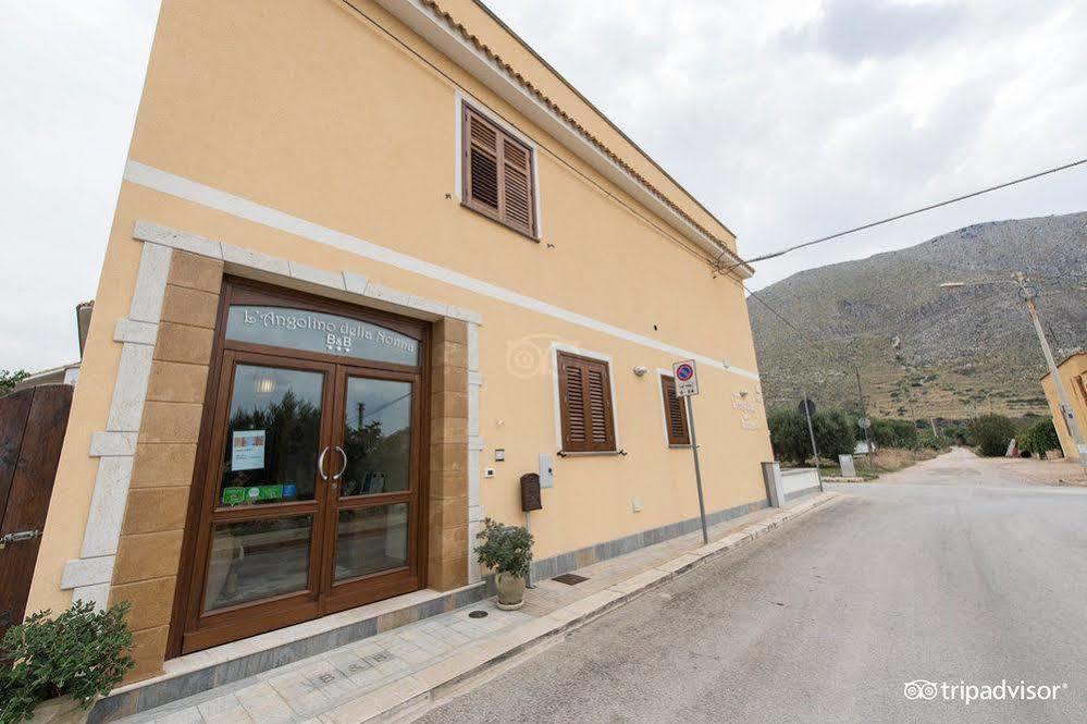 B&B L'Angolino Della Nonna カステッルッツォ エクステリア 写真